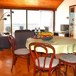 Botarius Apartment